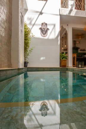 Riad Larbi Khalis